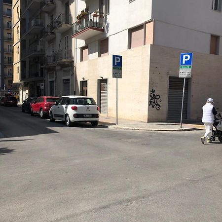 Rosabella Casa Vacanze Bari Bagian luar foto