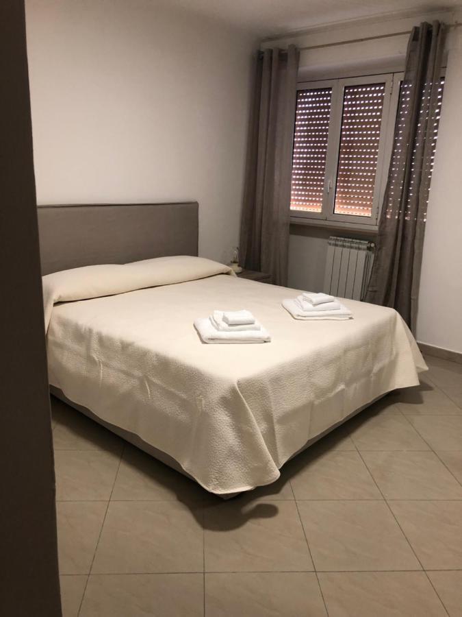 Rosabella Casa Vacanze Bari Bagian luar foto