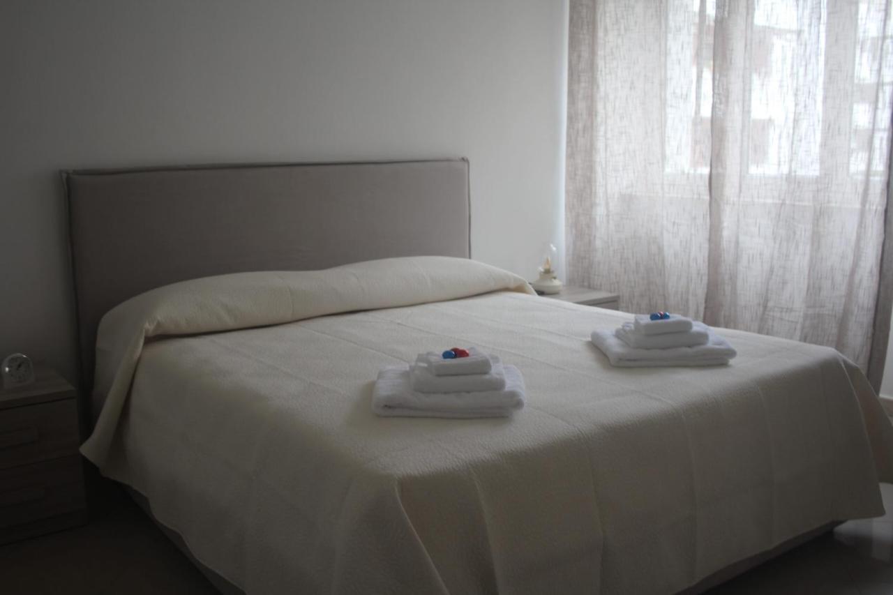 Rosabella Casa Vacanze Bari Bagian luar foto
