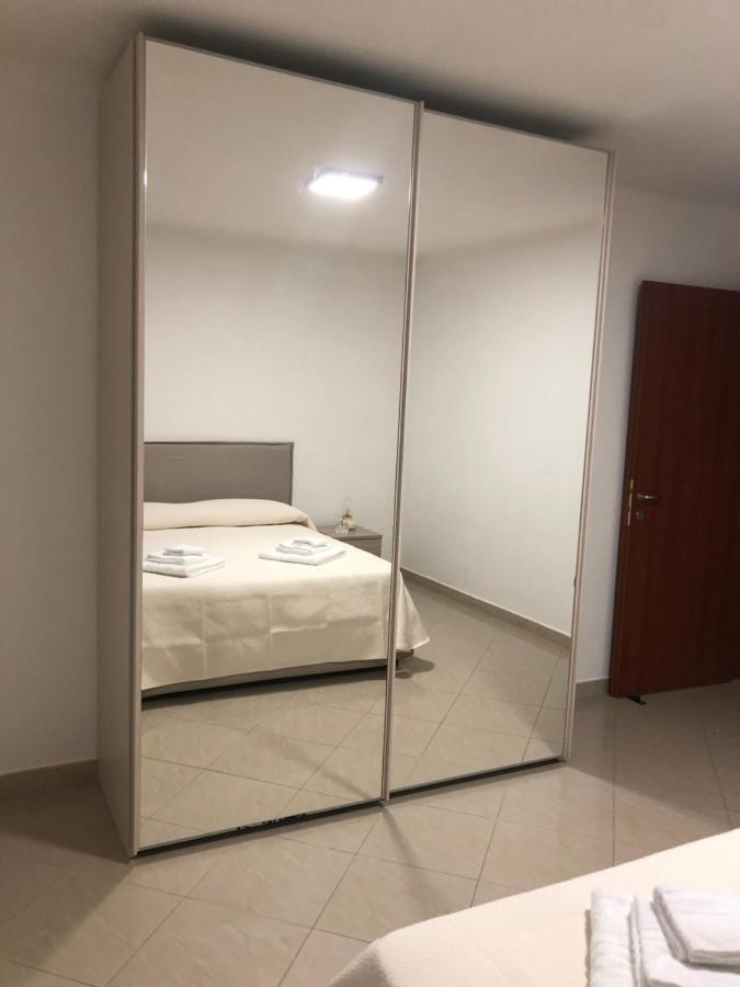 Rosabella Casa Vacanze Bari Bagian luar foto
