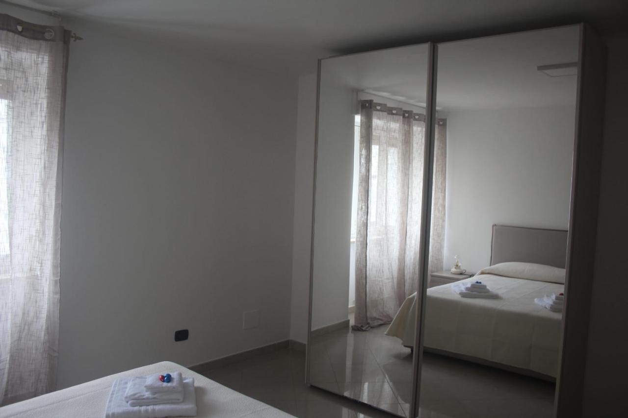 Rosabella Casa Vacanze Bari Bagian luar foto