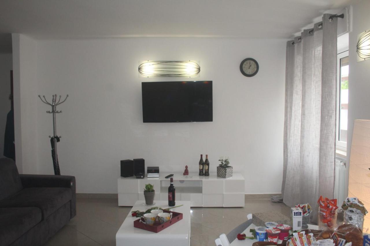 Rosabella Casa Vacanze Bari Bagian luar foto